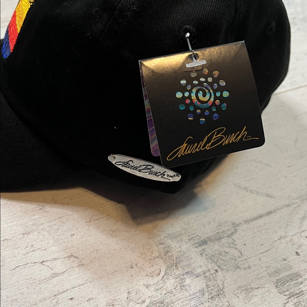 Laurel Burch Black Cap Rainbow Cat Embroidery - Picture 3 of 6